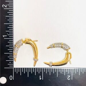 NEW Front Back Horn Earrings Mixed Metals Two Tone Raptor Claw JL26 AU